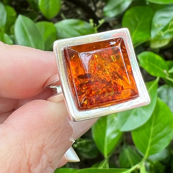 VINTAGE LARGE MODERNIST STATEMENT DESIGNER AMBER RING 925 STERLING SILVER